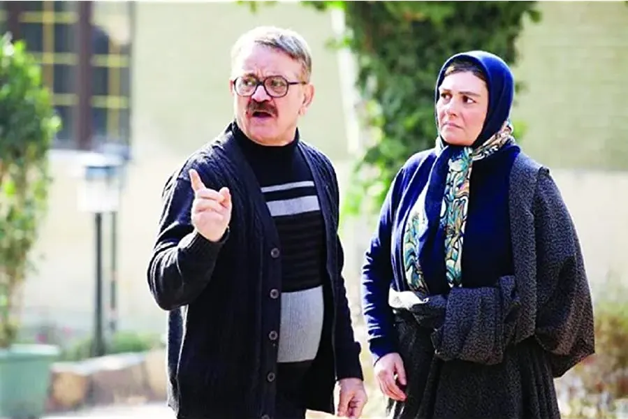 Be Vaghte Khomari online