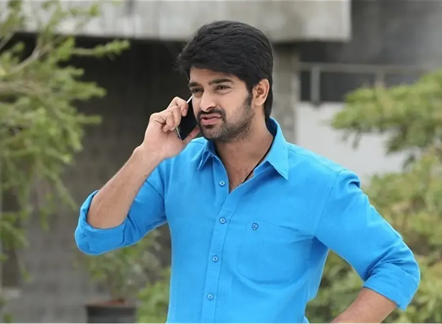 Oka Manasu online