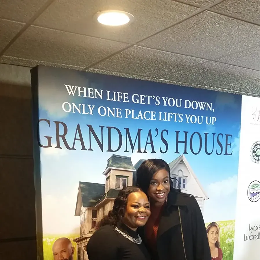 Grandma's House online