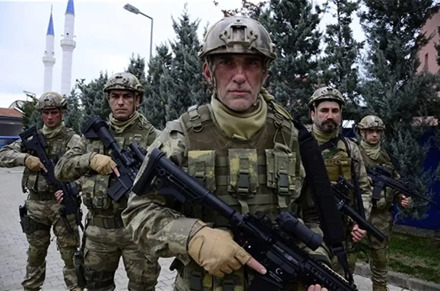 Bordo Bereliler 2: Afrin online