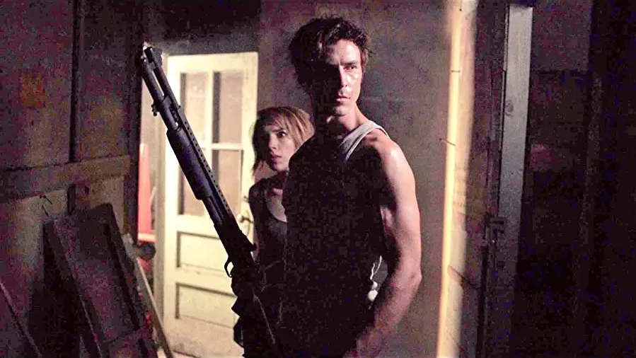 Zombie with a Shotgun online