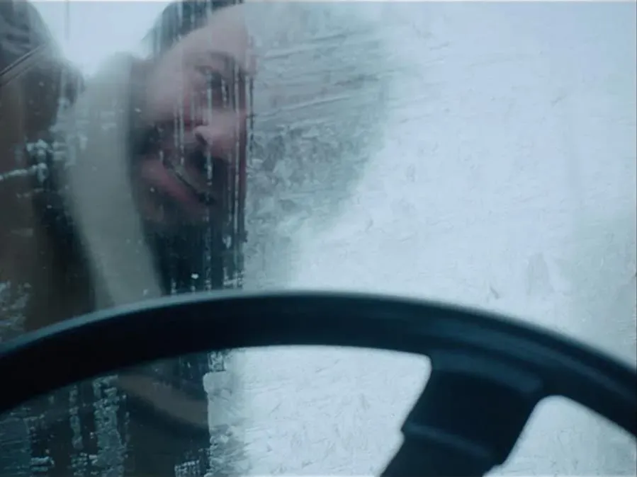 Cold Listopada online