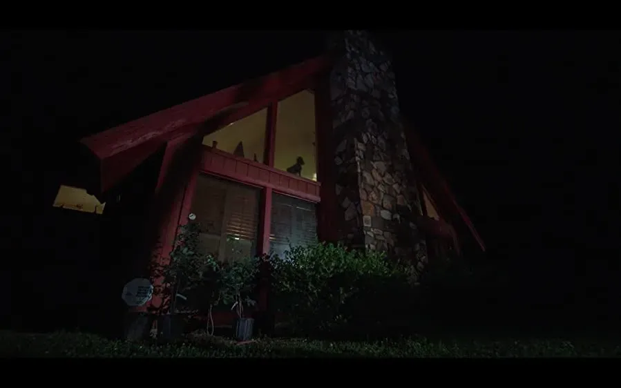 The House in Between online