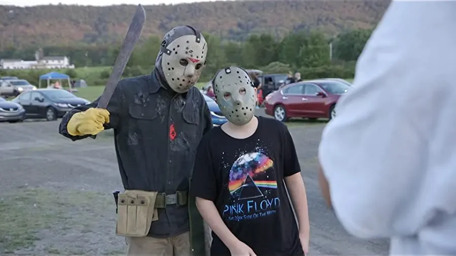 At the Drive-In online