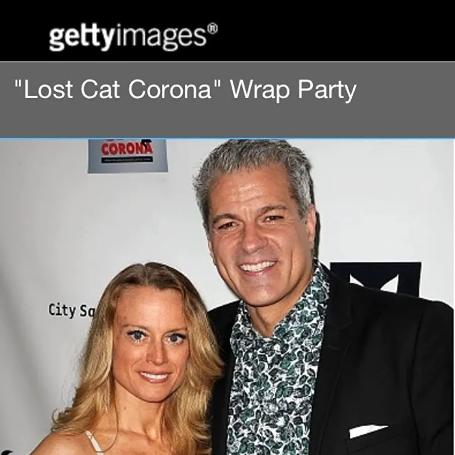 Lost Cat Corona online