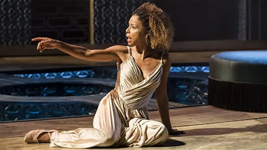 National Theatre Live: Antoniusz i Kleopatra online