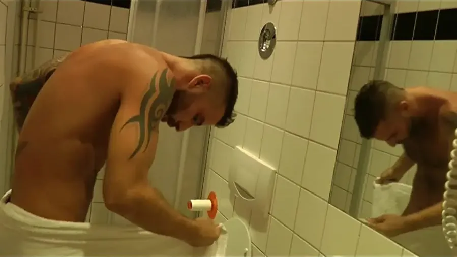 Jonathan Agassi Saved My Life online