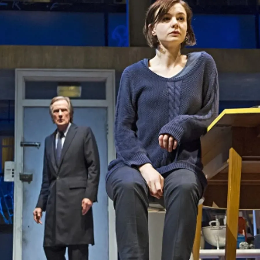 National Theatre Live: Skylight online