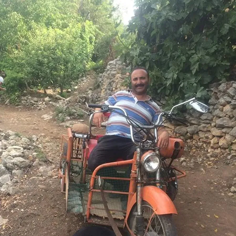 Iyi Biri online