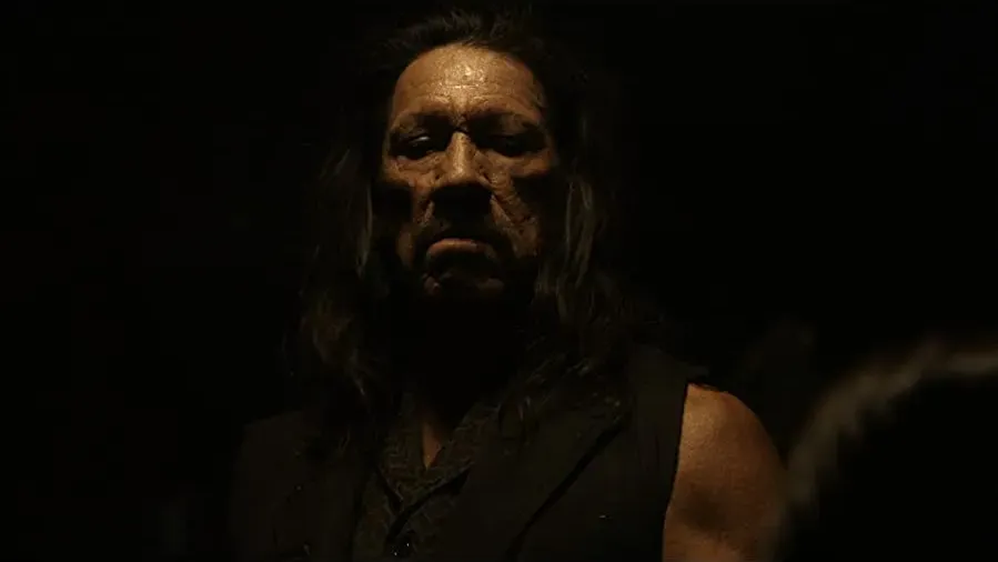 20 Ft Below: The Darkness Descending online
