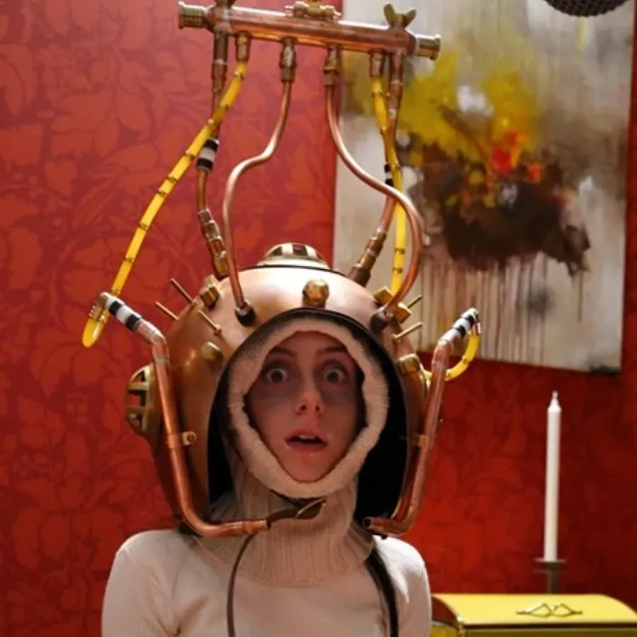 Aimy in a Cage online