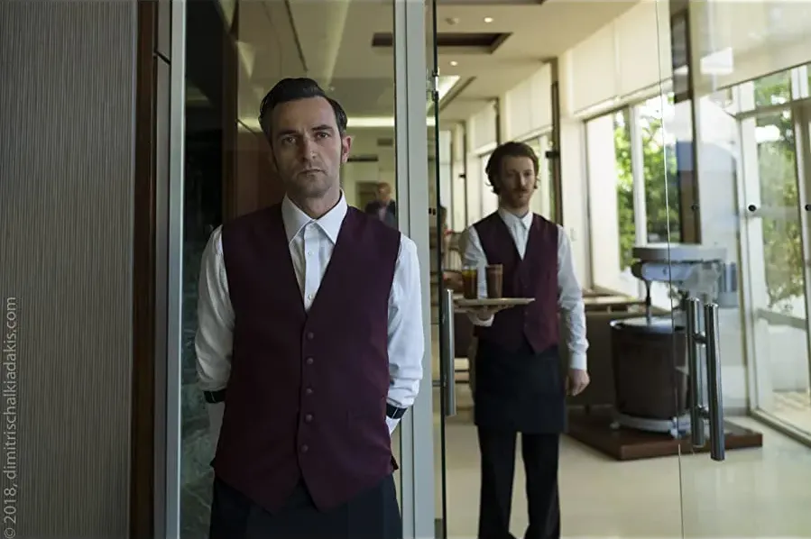 The Waiter online