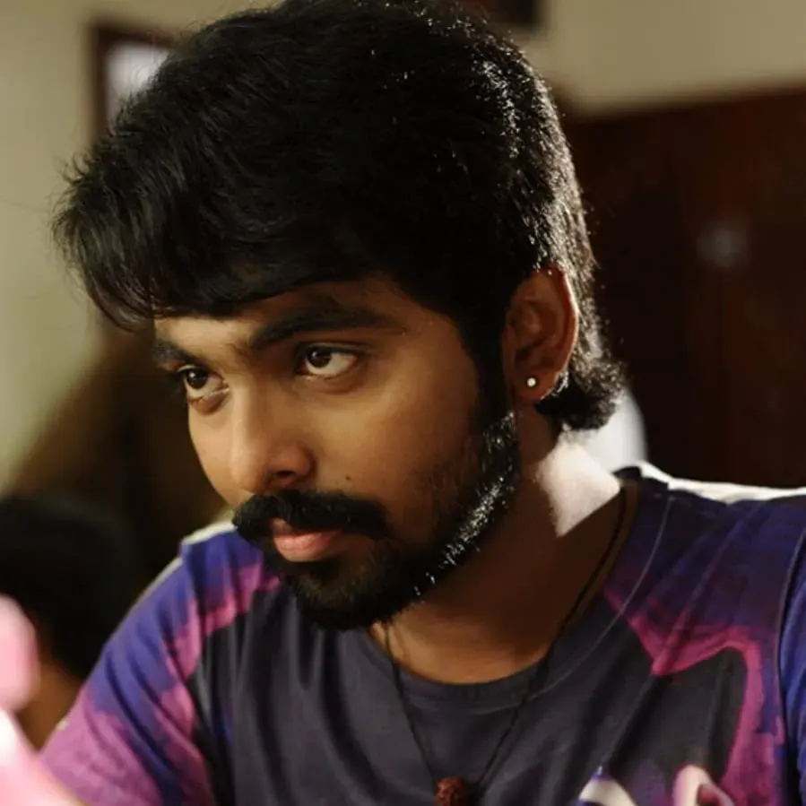 Trisha Illana Nayanthara online