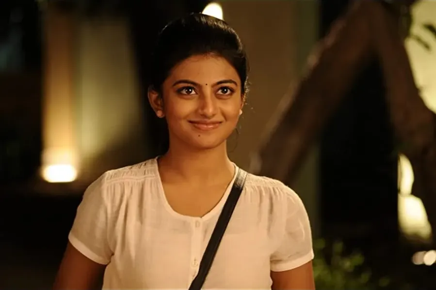Trisha Illana Nayanthara online
