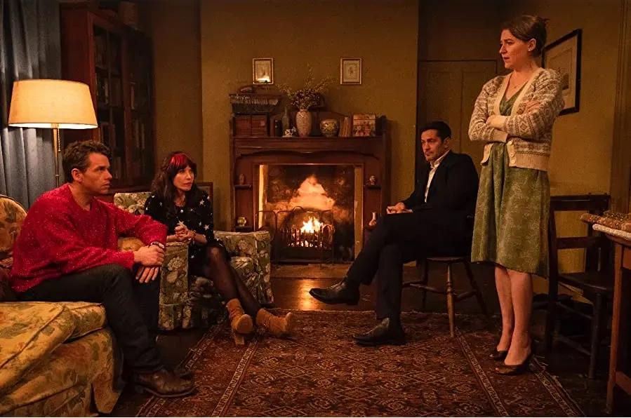 Surviving Christmas with the Relatives online