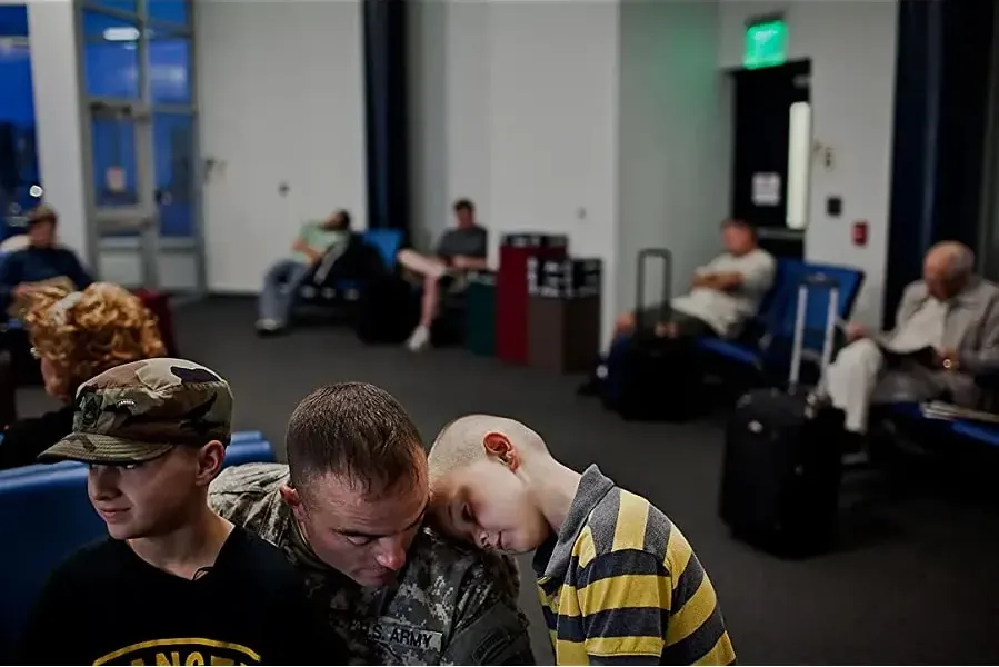 Father Soldier Son online