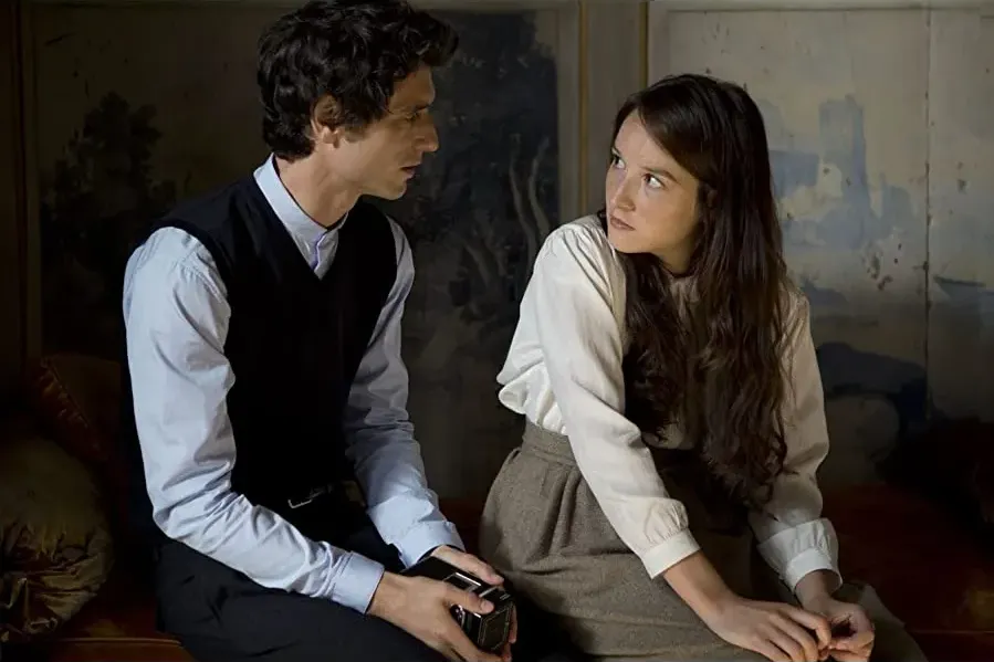 Marguerite et Julien online