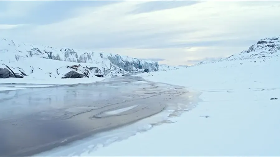 Love on Iceland online