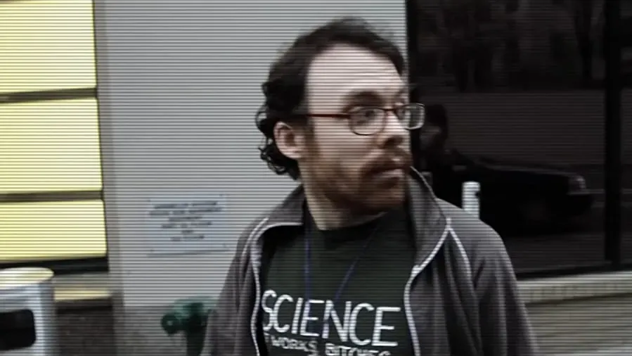 The Hacker Wars online