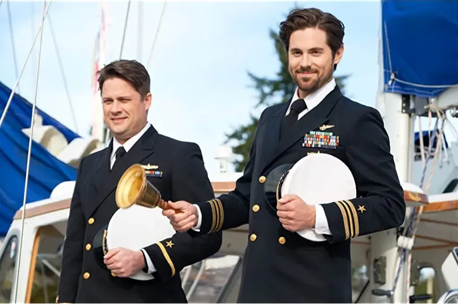 Sailing Into Love online
