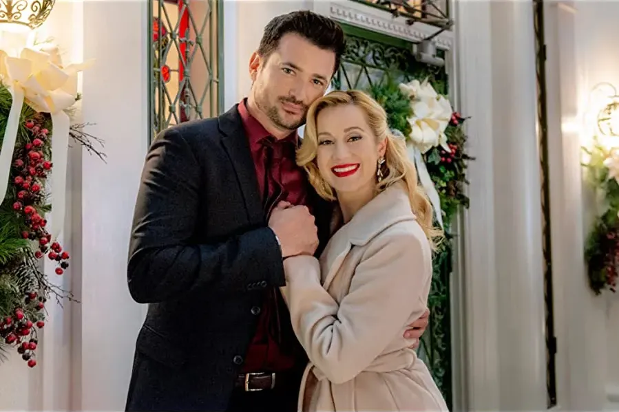 Christmas at Graceland online