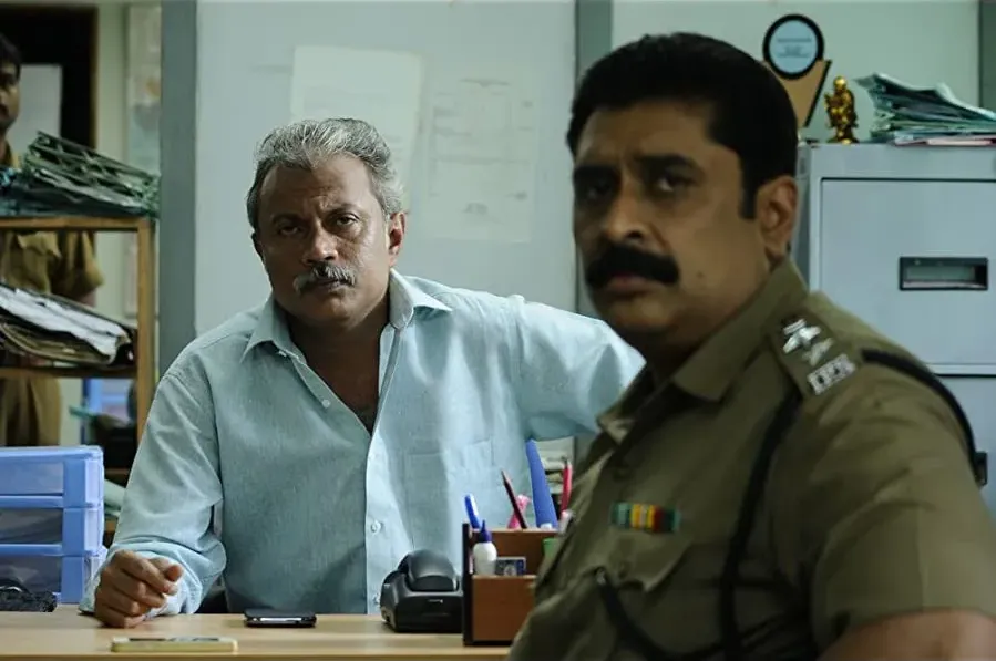 Enakkul Oruvan online