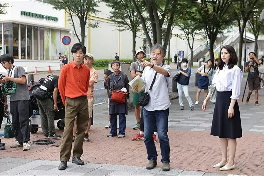 Sanpo suru shinryakusha online