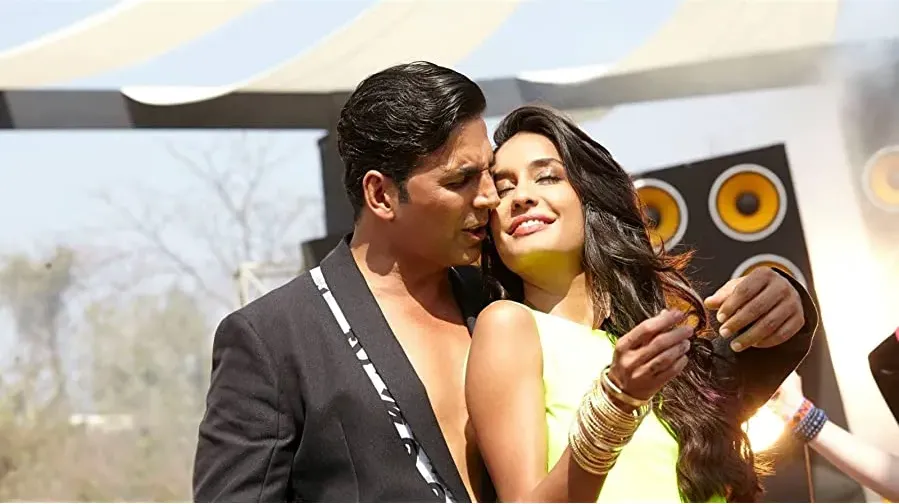 The Shaukeens online