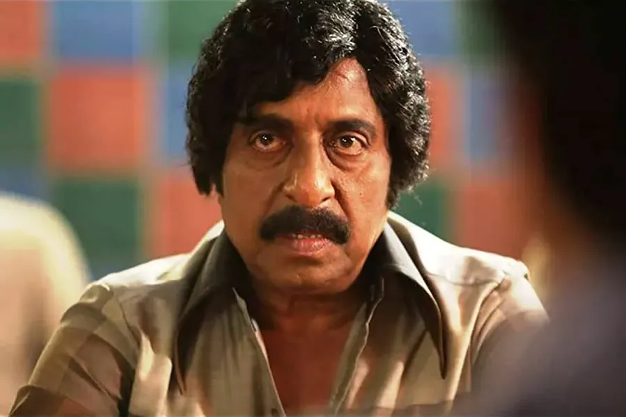 Pathemari online