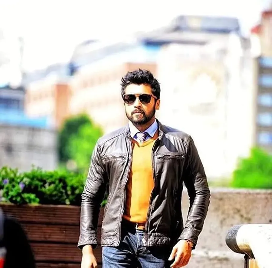 Kaappaan online