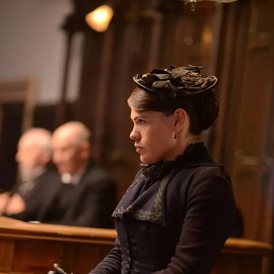 Lizzie Borden Took an Ax online