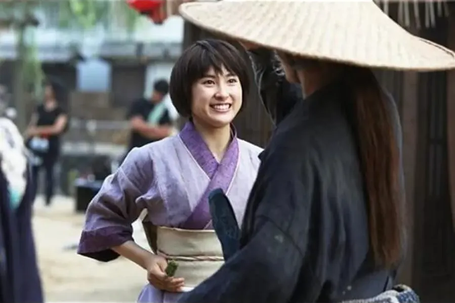 Rurôni Kenshin: Kyôto taika-hen online
