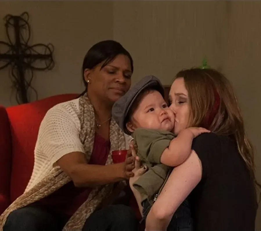 Moms' Night Out online
