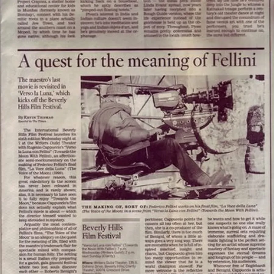 Verso la luna con Fellini online