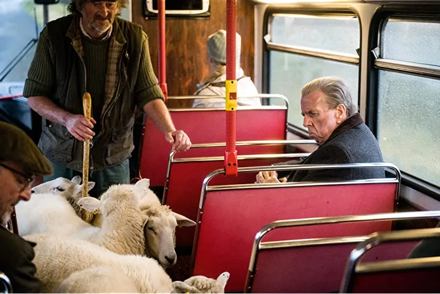 The Last Bus online