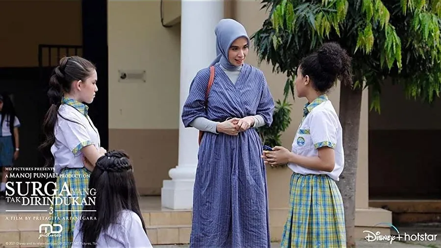 Surga Yang Tak Dirindukan 3 online
