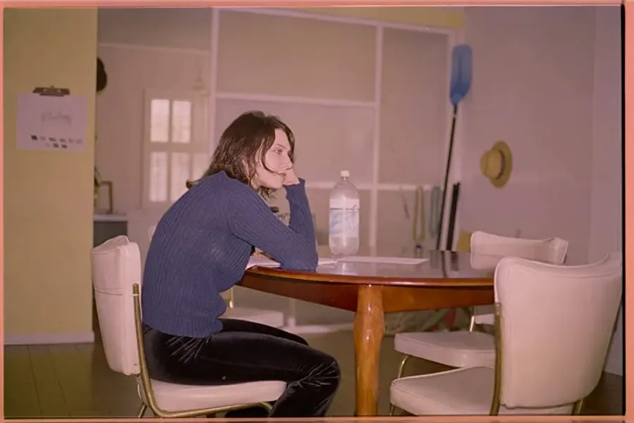A House by the Sea online