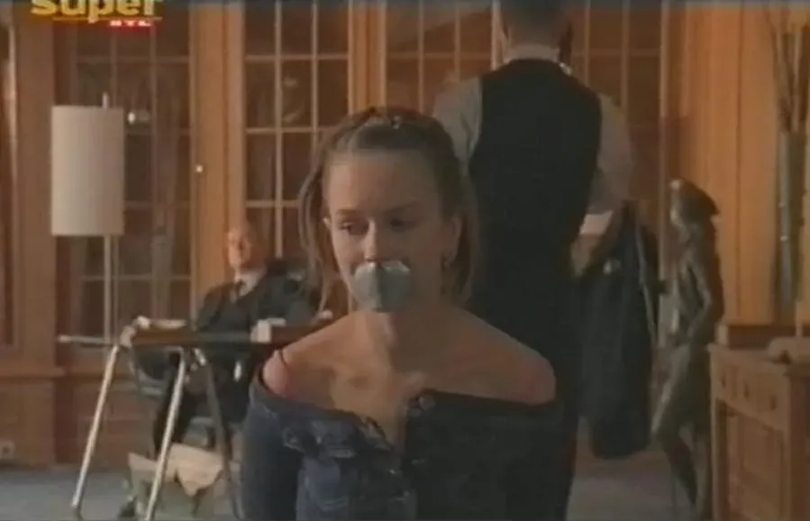 008 - Agent wider Willen online