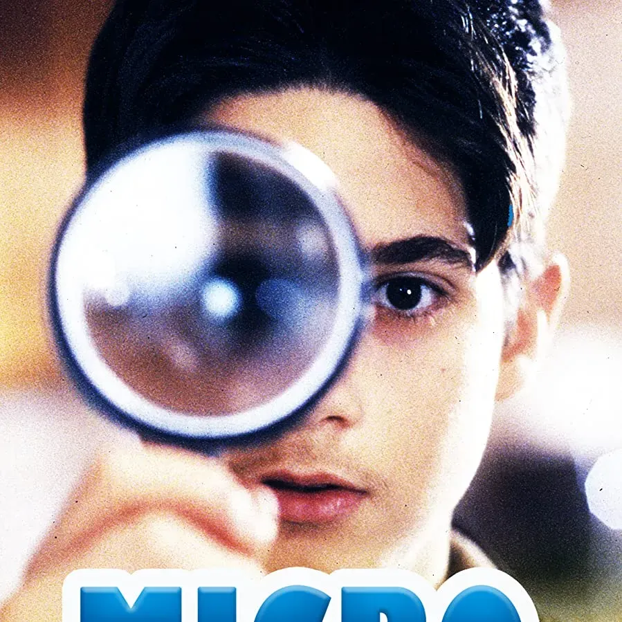 Microscopic Boy online