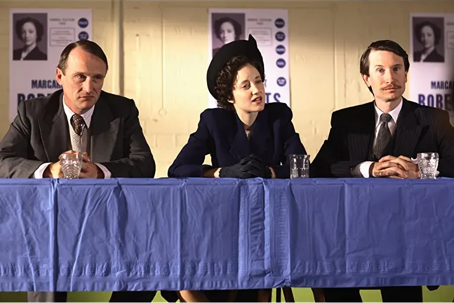 The Falklands Play online