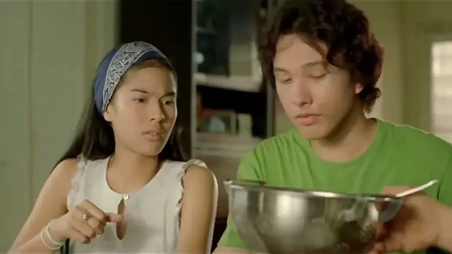 Ada Apa dengan Cinta? online