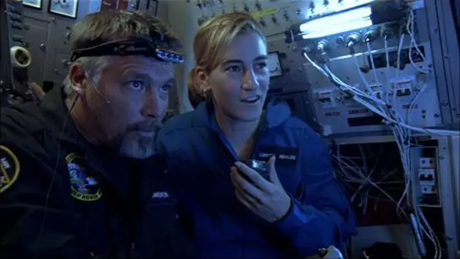 Aliens of the Deep online