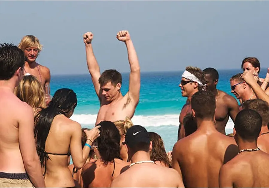 The Real Cancun online