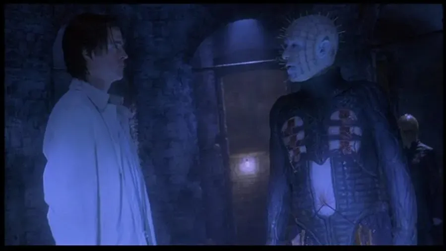 Hellraiser: Sekta online